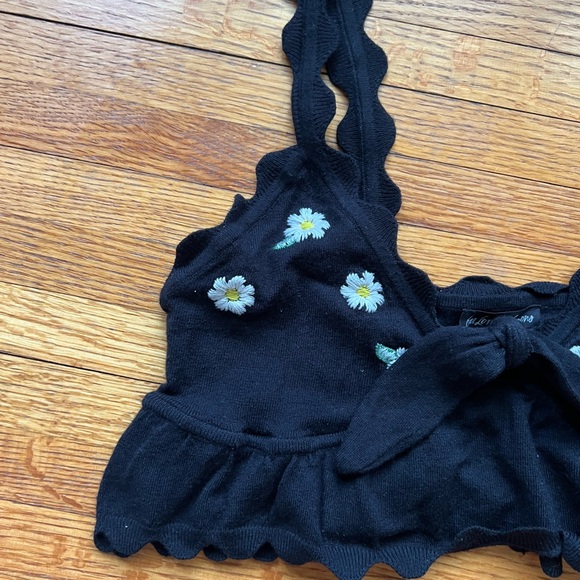 FL&L Black Cropped Daisy Tank - Picture 5 of 5